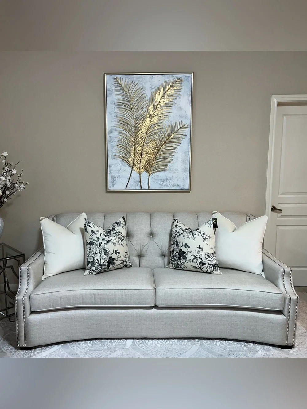 1-NWT SOHO STUDIO FLORAL DESIGN LUXURY DECORATIVE PILLOW